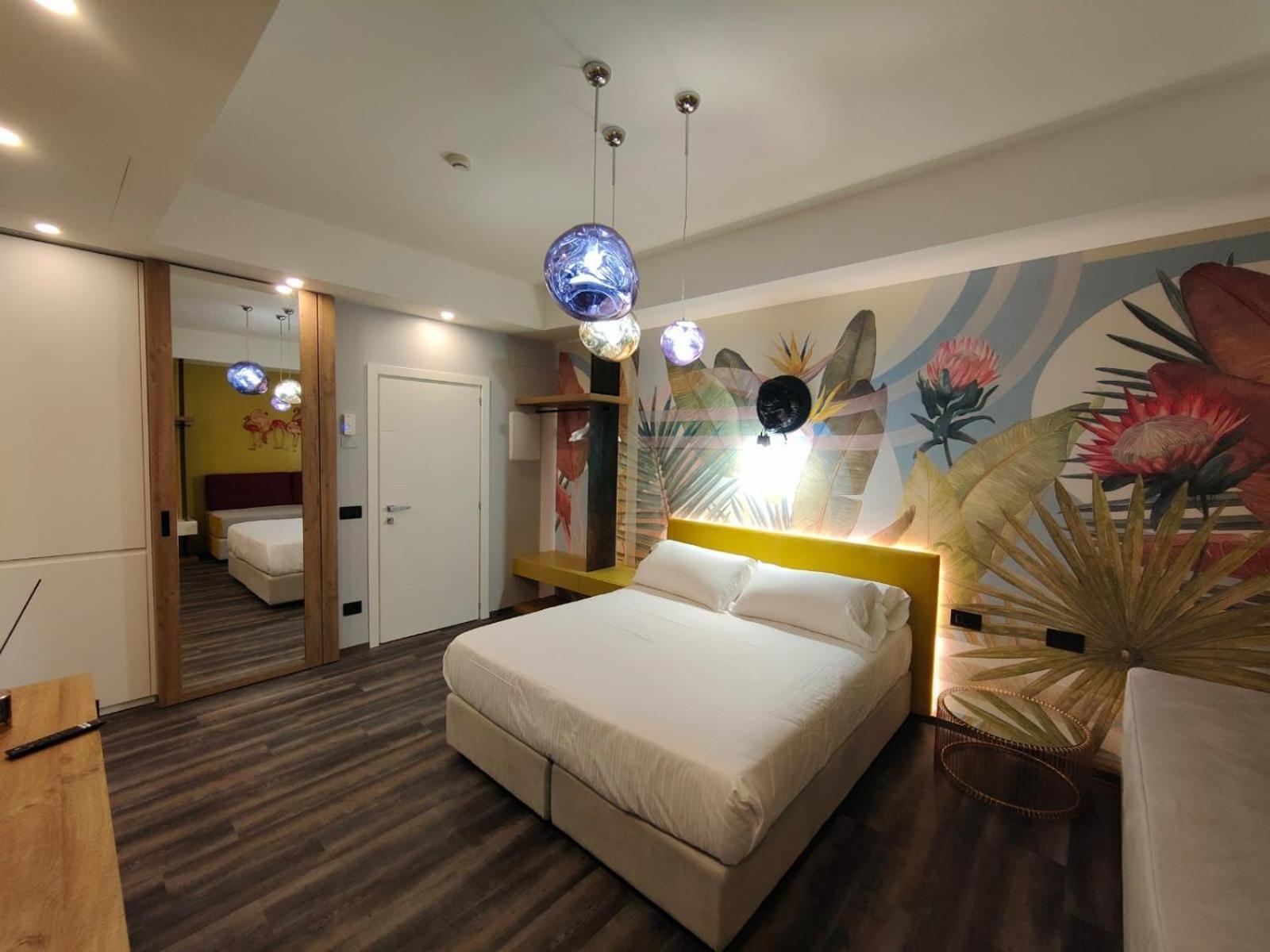 Design Hotel Astra B&B Misano Adriatico Exterior foto